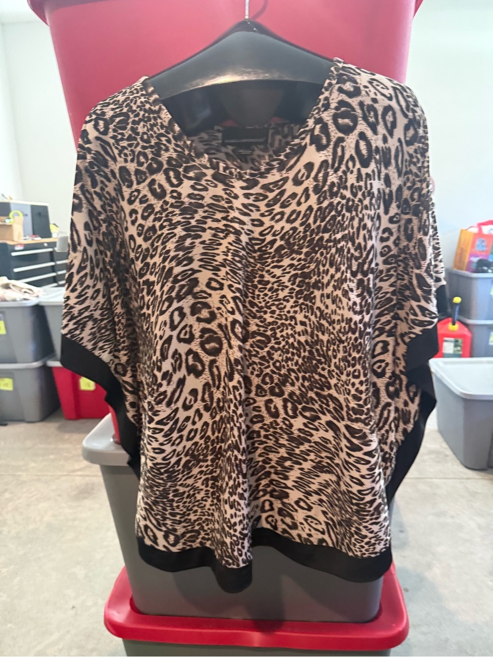 Leopard Print Short Sleeve Top in Tan and Black mp25